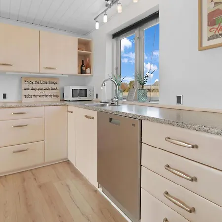 بيت للعطل Moderne Til 6 Personer Med Aktiviteter Sj722 هاربور