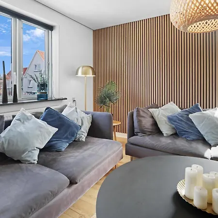 Moderne Til 6 Personer Med Aktiviteter Sj722 Harboør