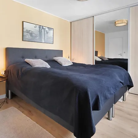 Moderne Til 6 Personer Med Aktiviteter Sj722 Harboør