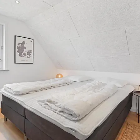 Moderne Til 6 Personer Med Aktiviteter Sj722 Harboør